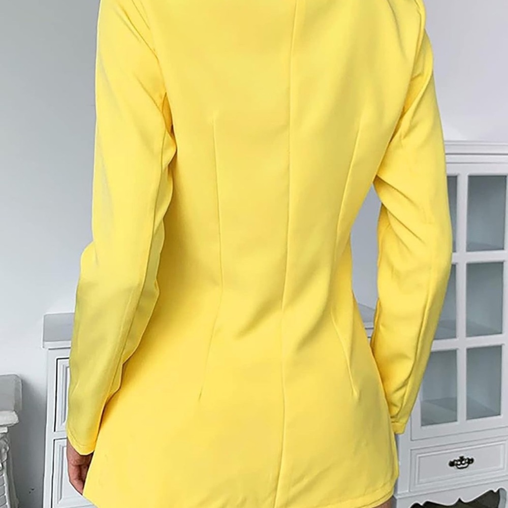 Yellow Blazer and Shorts Set with Belt - Picture 7 of 8